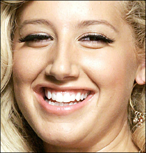ashley-tisdale-274.png