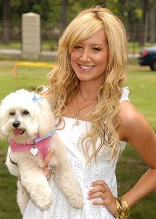 ashley-tisdale-1963.jpg