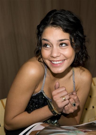 vanessa-hudgens-964.jpg