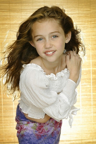 miley-cyrus-1160.jpg