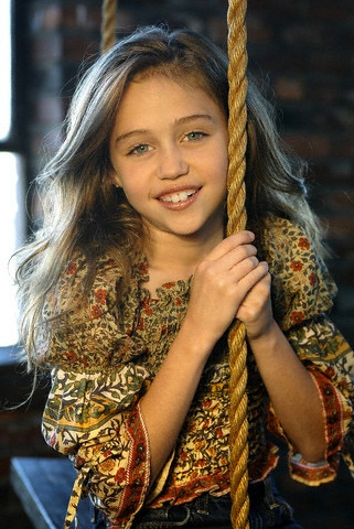 miley-cyrus-1162.jpg