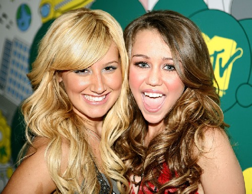 miley-cyrus-1310.jpg